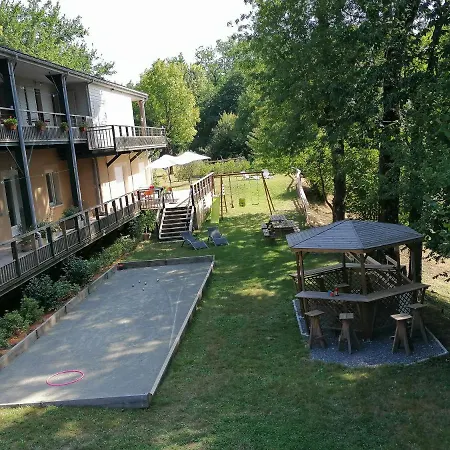 Holiday home Gites Du Doul 21 Pers Avec Salle 50m2 Attenante, Pmr, Carcassonne 45kms Pont-de-Larn